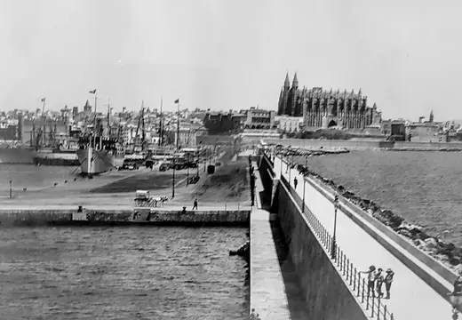 Old Port of Palma with La Seu