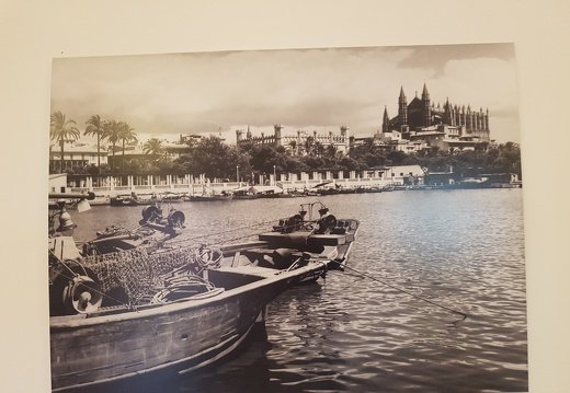 old fishing boat in the center of palma 