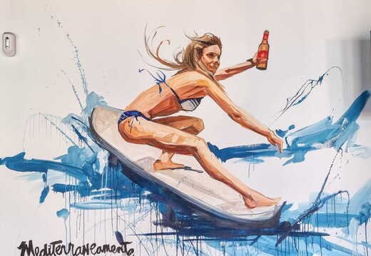 surfer girl in kokomo restaurant , cala major